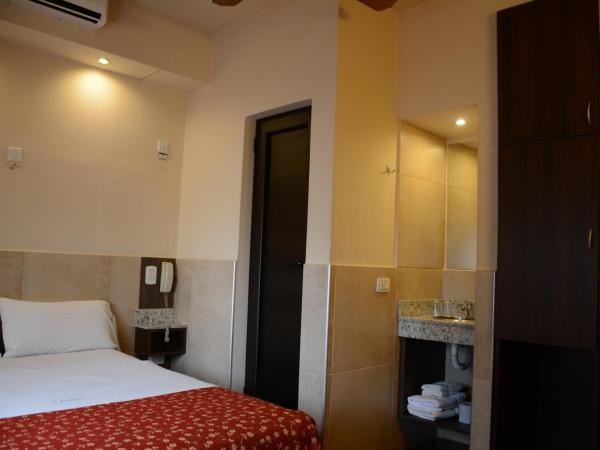 Hotel Santa Cruz : photo 6 de la chambre chambre double