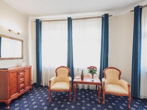 Hotel Europejski Wrocław Centrum : photo 7 de la chambre suite