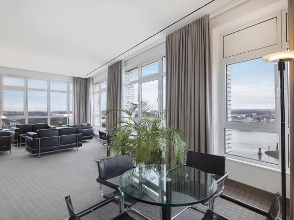 HI Hotel International Hamburg : photo 3 de la chambre suite with double bed