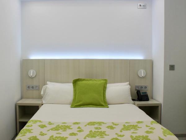 Rambla Alicante Contactless : photo 3 de la chambre chambre familiale (chambres communicantes)
