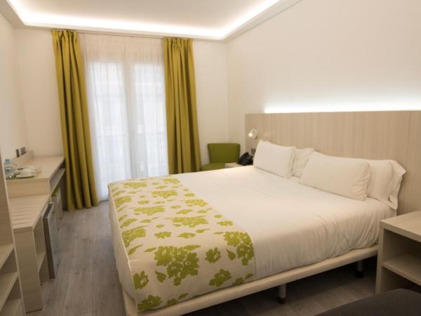 Rambla Alicante Contactless : photo 3 de la chambre chambre lit king-size ou lits jumeaux supérieure avec balcon - vue sur ville