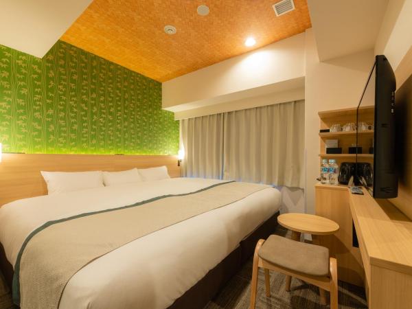 Tosei Hotel Cocone Ueno Okachimachi : photo 1 de la chambre chambre lit king-size avec baignoire privative