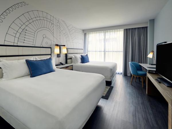 Live! by Loews - St. Louis : photo 2 de la chambre deluxe room 2 queens