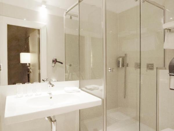 Hotel The Neufchatel : photo 8 de la chambre chambre simple confort