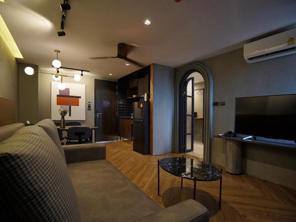 Seamira House Huahin - SHA : photo 2 de la chambre suite junior