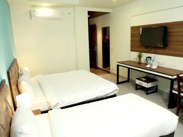 Vijay Vilas Hotel & Convention Hall : photo 7 de la chambre chambre familiale