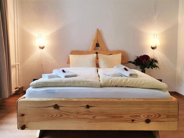 Waldhotel am See Berlin-Schmöckwitz : photo 3 de la chambre chambre familiale