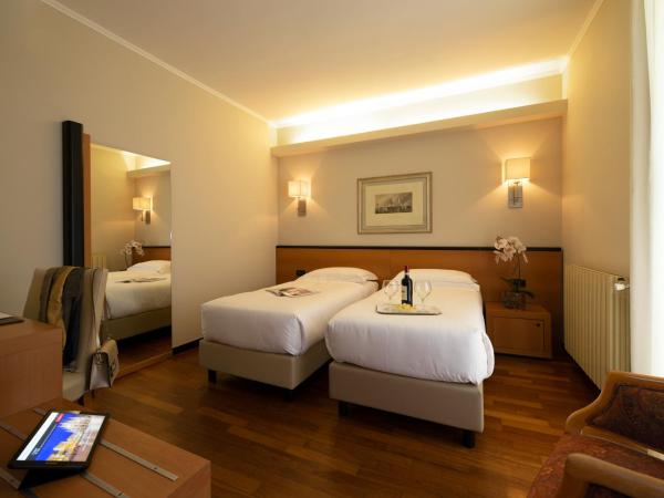 Hotel Fenice : photo 2 de la chambre chambre lits jumeaux