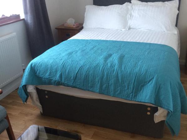 simply guesthouse : photo 8 de la chambre chambre double deluxe avec baignoire