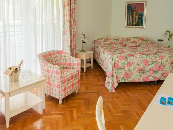 Hotel Miramar : photo 1 de la chambre chambre double avec balcon - côté mer