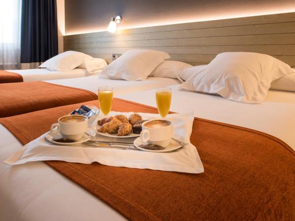 Hotel Avenida : photo 2 de la chambre chambre triple