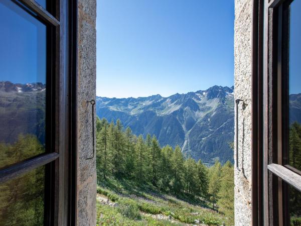 Refuge du Montenvers : photo 5 de la chambre chambre triple – vue sur montagne
