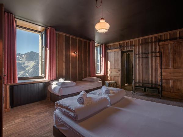 Refuge du Montenvers : photo 3 de la chambre chambre familiale - vue sur montagne