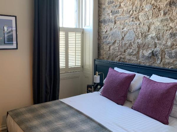 The Balerno Inn : photo 2 de la chambre chambre double avec salle de bains privative