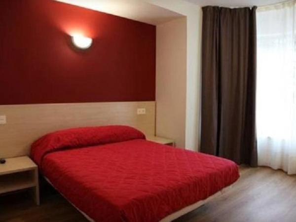 Hostal Santel San Marcos : photo 2 de la chambre room #41746132