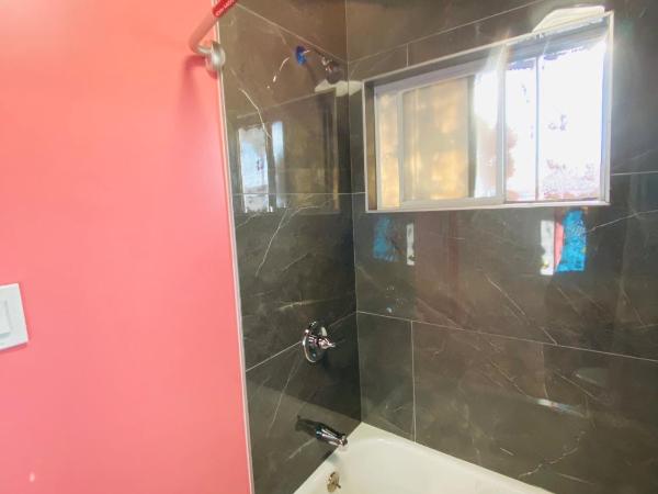 Casa Valentine Inn - Los Angeles : photo 3 de la chambre chambre lit king-size standard