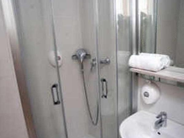 Hospedería San Martín Pinario : photo 2 de la chambre chambre double ou lits jumeaux