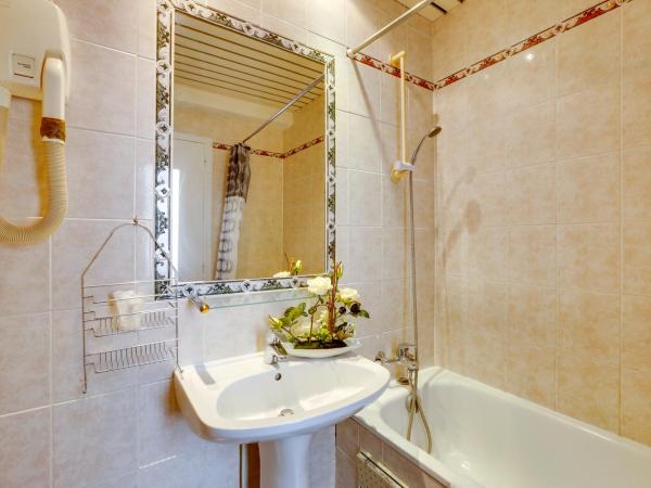 Hôtel du Square d'Anvers : photo 3 de la chambre chambre lits jumeaux