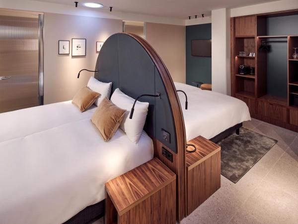 Met Hotel Amsterdam : photo 1 de la chambre chambre familiale sans fenêtre