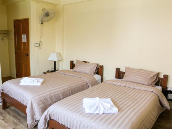 Kavil Guesthouse : photo 9 de la chambre chambre lits jumeaux spacieuse
