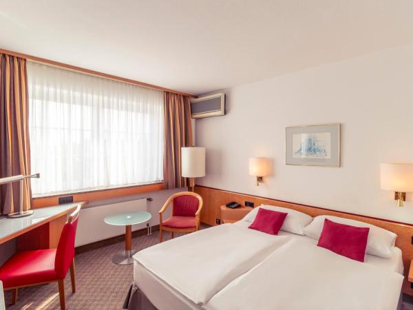 Mercure Hotel Köln City Friesenstraße : photo 5 de la chambre chambre standard lit queen-size