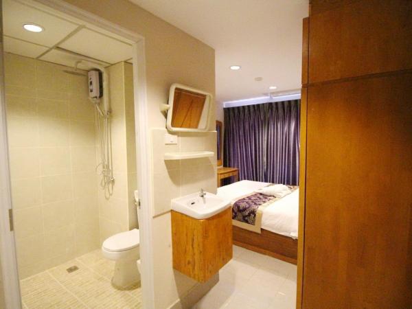 Lee Place Phatthanakan Condo : photo 6 de la chambre studio