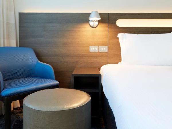 Holiday Inn Express Sydney Macquarie Park, an IHG Hotel : photo 5 de la chambre chambre lit king-size standard