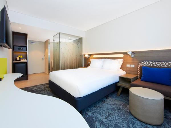 Holiday Inn Express Sydney Macquarie Park, an IHG Hotel : photo 3 de la chambre chambre standard lit queen-size