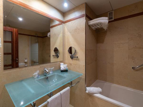 Hotel MS Maestranza Málaga : photo 4 de la chambre chambre double standard - occupation simple