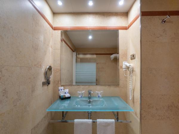 Hotel MS Maestranza Málaga : photo 5 de la chambre chambre double standard - occupation simple