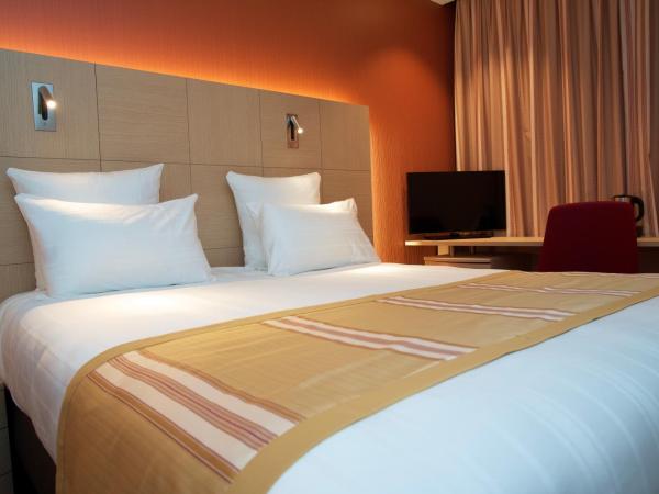 Nash Airport Hotel : photo 1 de la chambre chambre double