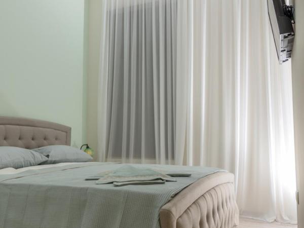 Theasis Athens : photo 2 de la chambre chambre double deluxe avec balcon