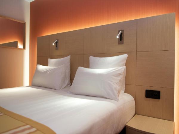 Nash Airport Hotel : photo 3 de la chambre chambre double