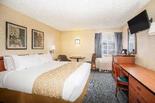 Travelodge by Wyndham Colorado Springs Airport/Peterson AFB : photo 2 de la chambre room #26612516