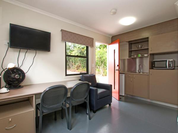 Ingenia Holidays Byron Bay : photo 2 de la chambre chalet studio - animaux domestiques acceptés 
