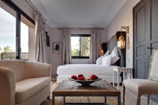 Palais de l'O - Maison d'hôtes : photo 3 de la chambre room #42359630