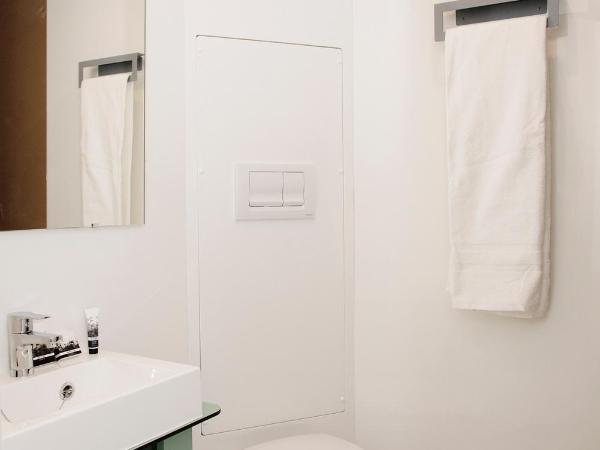 Résidence La Canopée : photo 5 de la chambre studio - chambre double