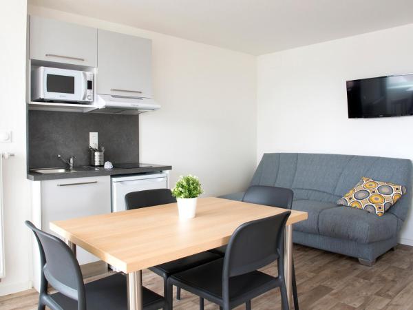 Résidence La Canopée : photo 1 de la chambre appartement