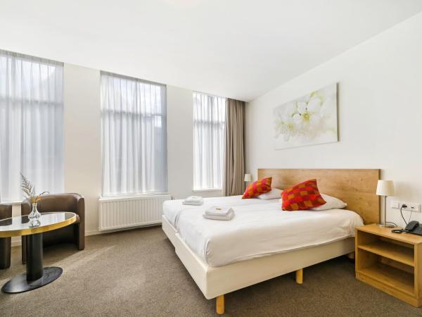 Ambassador City Centre Hotel : photo 1 de la chambre chambre confort plus