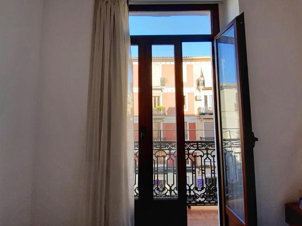 Hotel 19-30 Valencia : photo 8 de la chambre chambre triple avec balcon