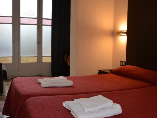 Center Gran Via : photo 5 de la chambre chambre double ou lits jumeaux supérieure avec terrasse