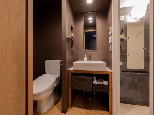 Stay SAKURA Tokyo Asakusa Edo no Mai : photo 6 de la chambre chambre lits jumeaux supérieure