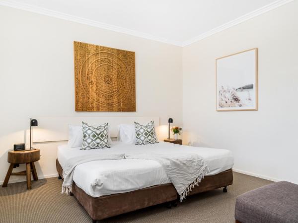 Byron Bay Hotel and Apartments : photo 2 de la chambre chambre lit king-size