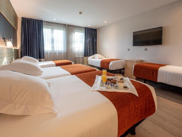 Hotel Avenida : photo 3 de la chambre chambre familiale