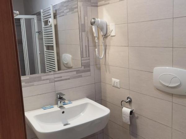 Hotel Bonola : photo 1 de la chambre chambre simple