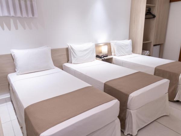 Aquidabã Praia Hotel : photo 3 de la chambre chambre triple de luxe