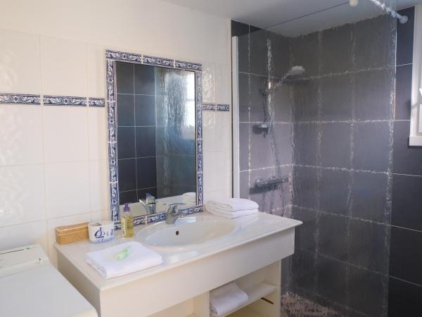 Madame Vacances Les Maisons du Lac : photo 5 de la chambre appartement (5 adultes)