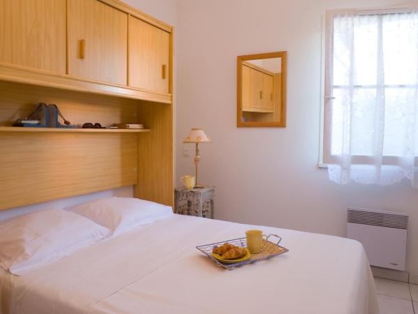 Madame Vacances Les Maisons du Lac : photo 4 de la chambre appartement (6 adultes)