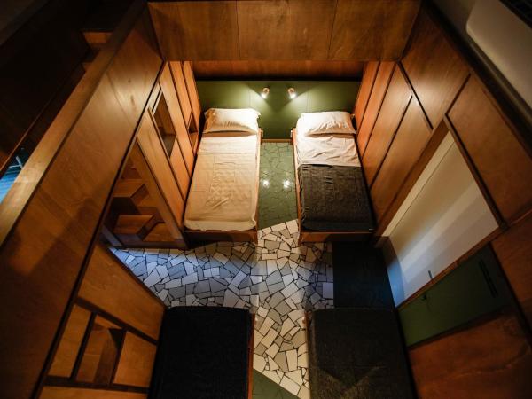 NAP Hostel Spaccanapoli : photo 1 de la chambre lit dans dortoir mixte de 7 lits