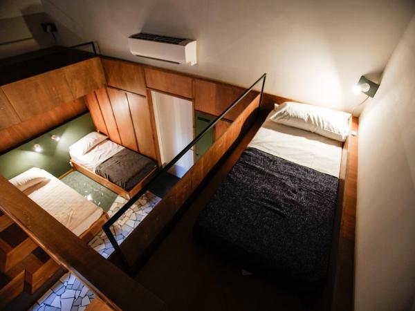 NAP Hostel Spaccanapoli : photo 3 de la chambre lit dans dortoir mixte de 7 lits